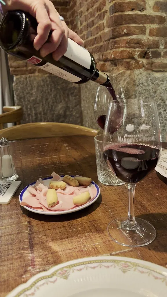 Jorge Hernandez Cote_Santa Rita Madrid_Corrales Los_review