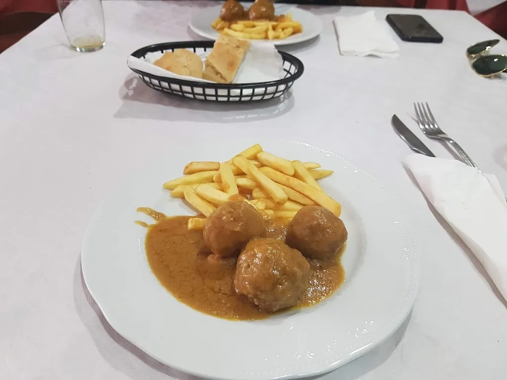 Pizzería & Restaurante Regalito_Corrales Los_slider_image_2