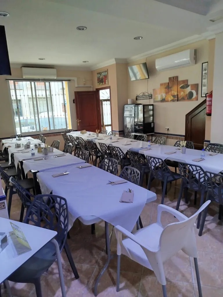 Bar Manolo restaurant in Corrales Los