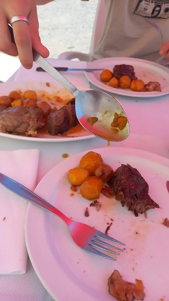 Menu_Restaurante A de Maruja_Cesuras_image_2