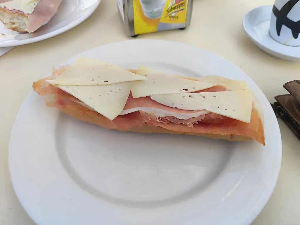 Menu_Restaurante Reina de los Ángeles_Chirivel_image_9