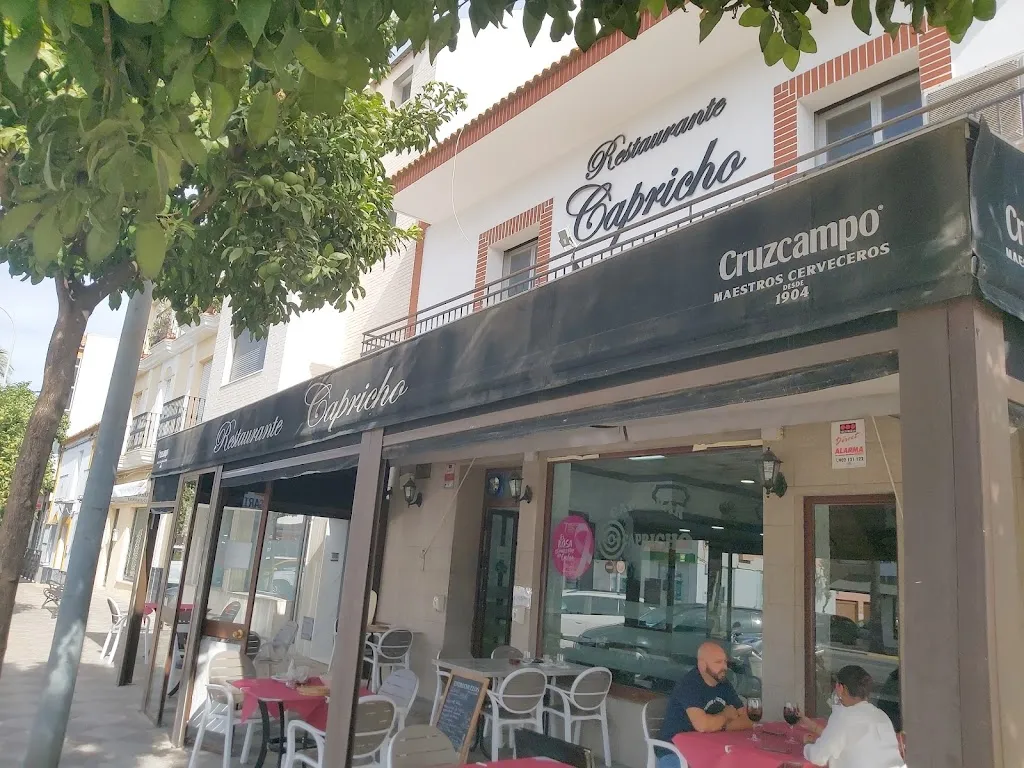 Bar Cafetería Capricho restaurant in Cuervo de Sevilla El
