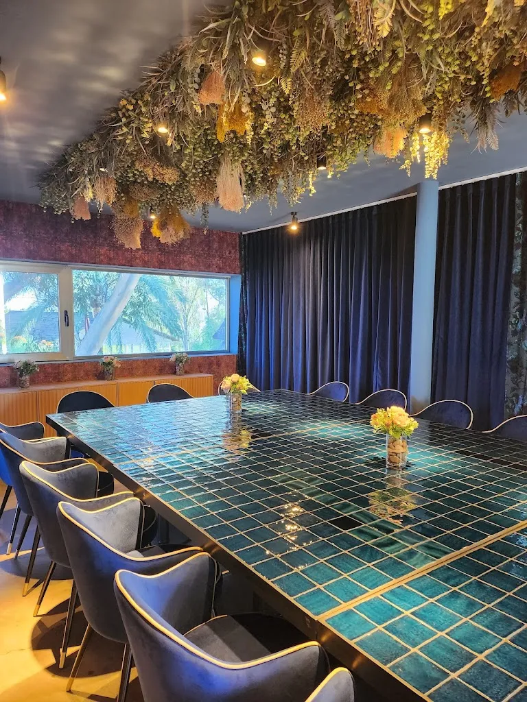 Restaurante Esturión_Coria del Río_slider_image_1