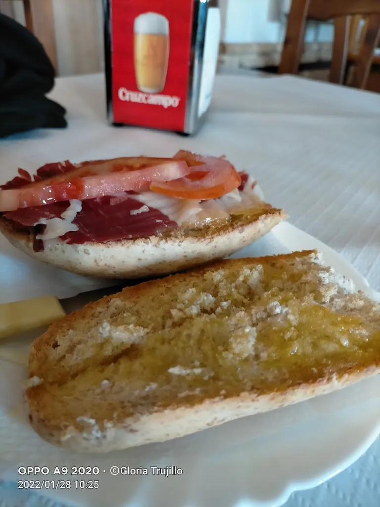 Bodeguita La Reja_Coria del Río_slider_image_1