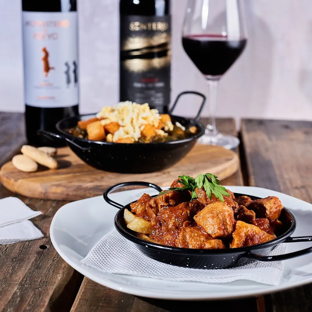 Bar Mesón Recreo_Coria del Río_slider_image_2