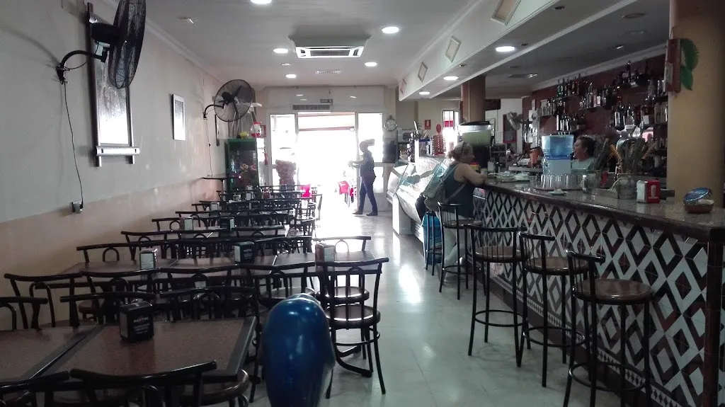 Gloria Trujillo_Cafeteria Galán - Coria Del Rio_Coria del Río_review