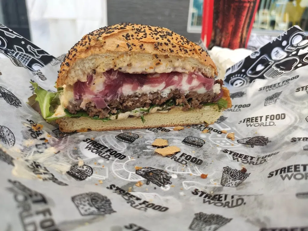 Serapio Romero_Street Food World - Comida a domicilio y Restaurante_Coria del Río_recensione