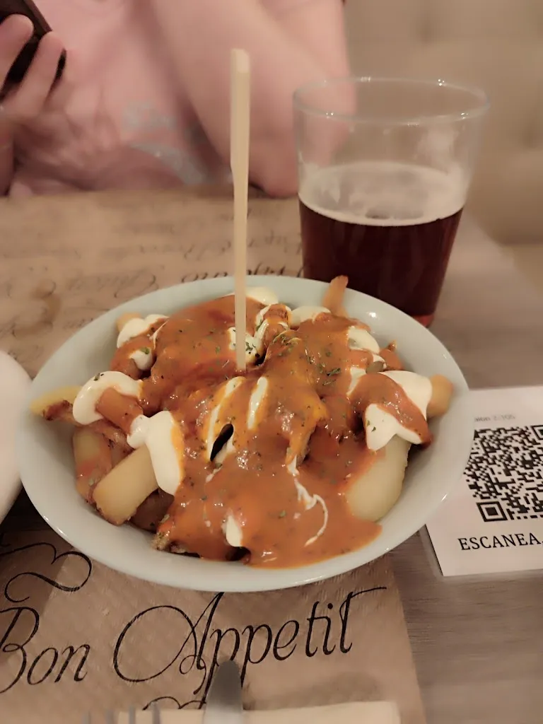 Rafa Mejias_Café bar mi Aitana_Coria del Río_recensione