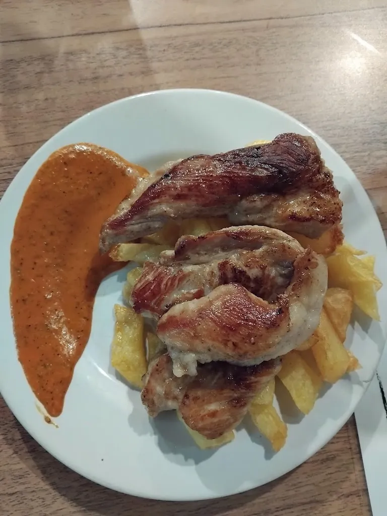 Acampos Ppsa_Café bar mi Aitana_Coria del Río_recensione