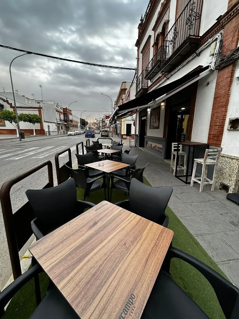 Abacería los primos restaurant in Coria del Río