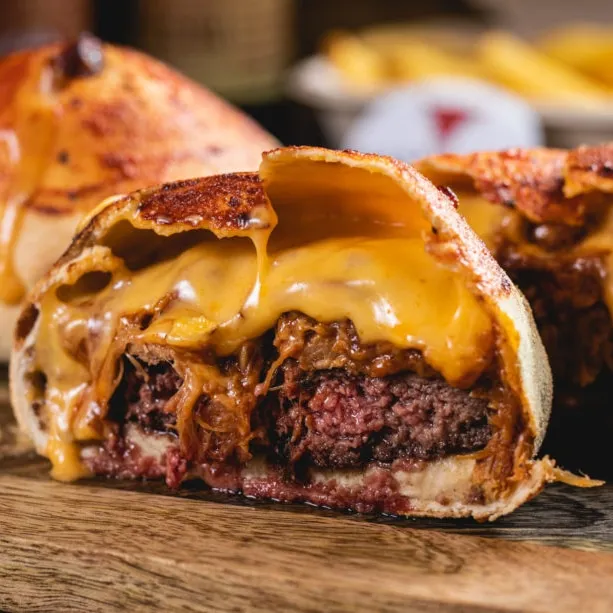 Menu_Parchis Pizza Pizzería_Coria del Río_image_4