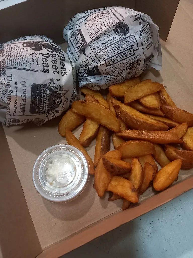 Menu_Parchis Pizza Pizzería_Coria del Río_image_8