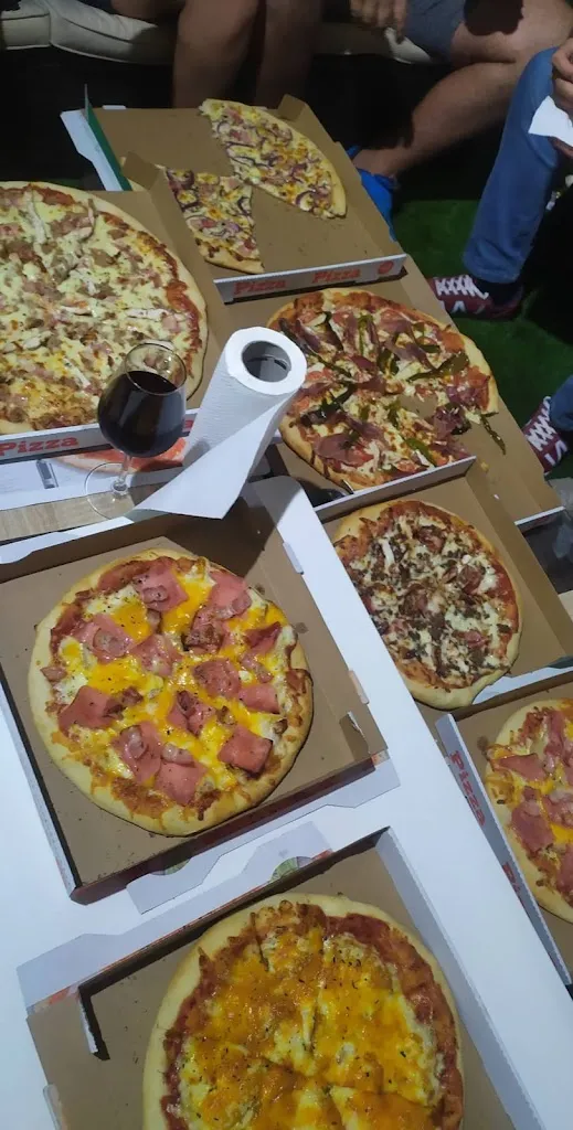 Maria Jose Lama Gutierrez_Parchis Pizza Pizzería_Coria del Río_review