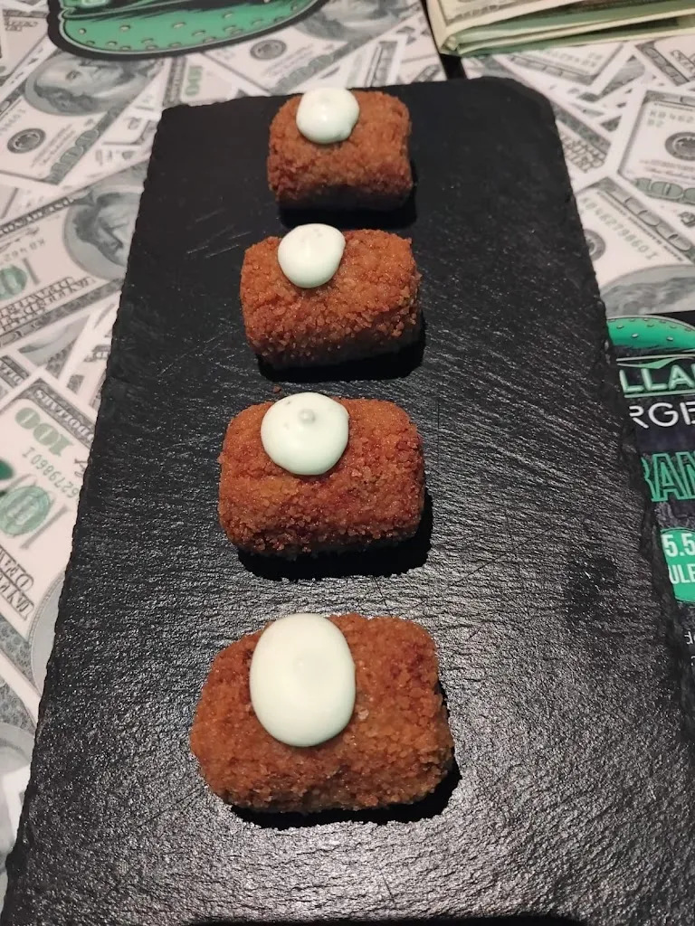 Inma_🍔💲Dollar Burger 💲🍔_Coria del Río_Bewertung