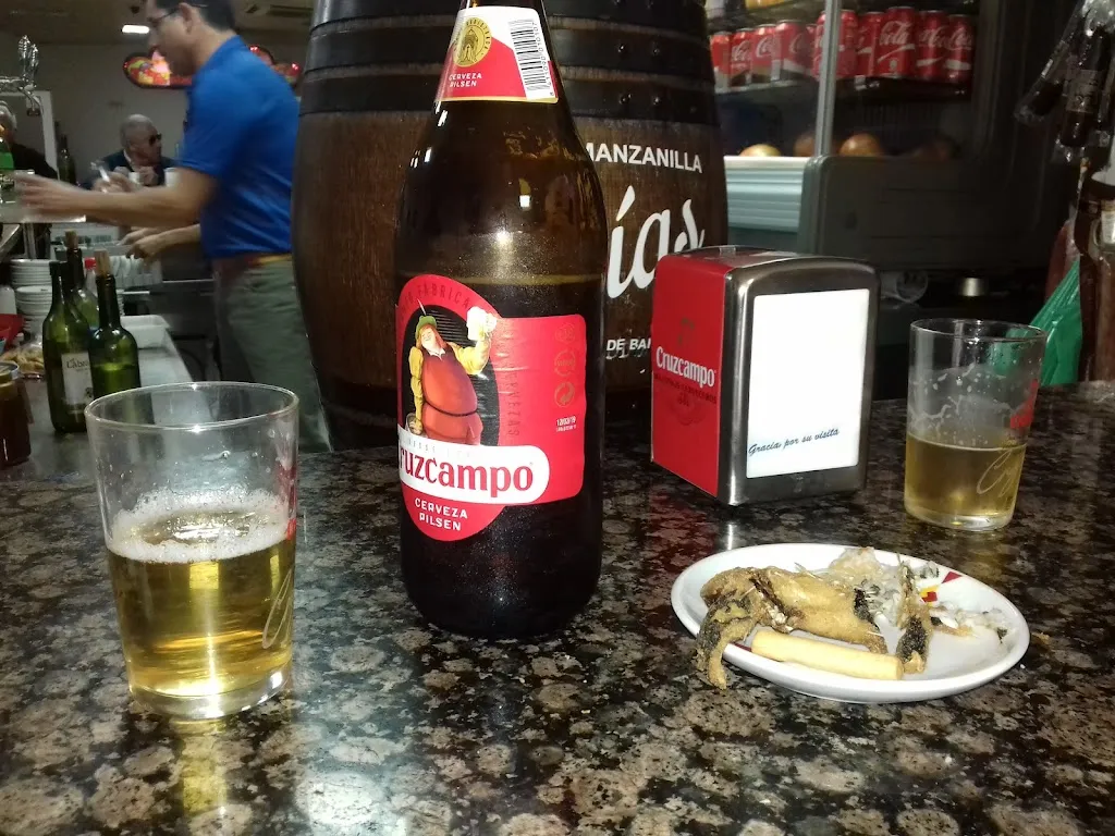 Salón de Juegos Cervantes Bar_Coria del Río_slider_image_1