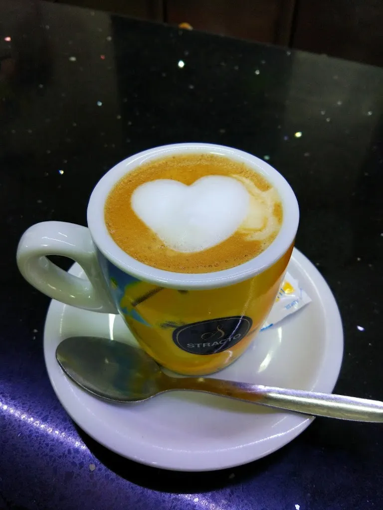 Café Paris_Coria del Río_slider_image_2