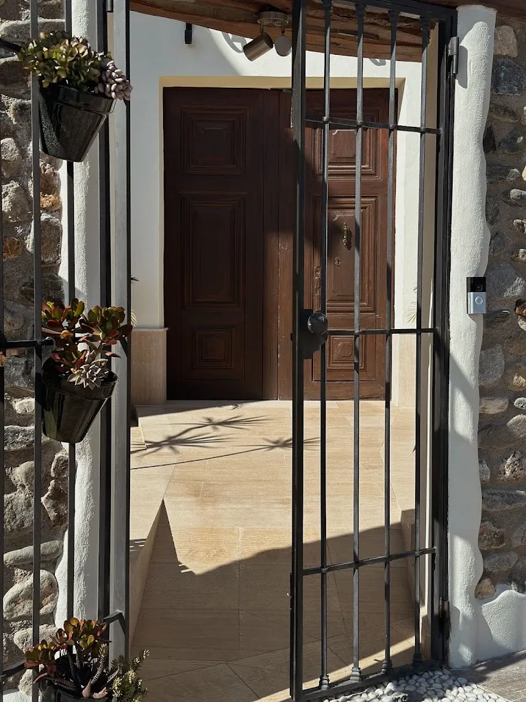 Elysium Restaurant & Boutique Hotel_Alicún_slider_image_1