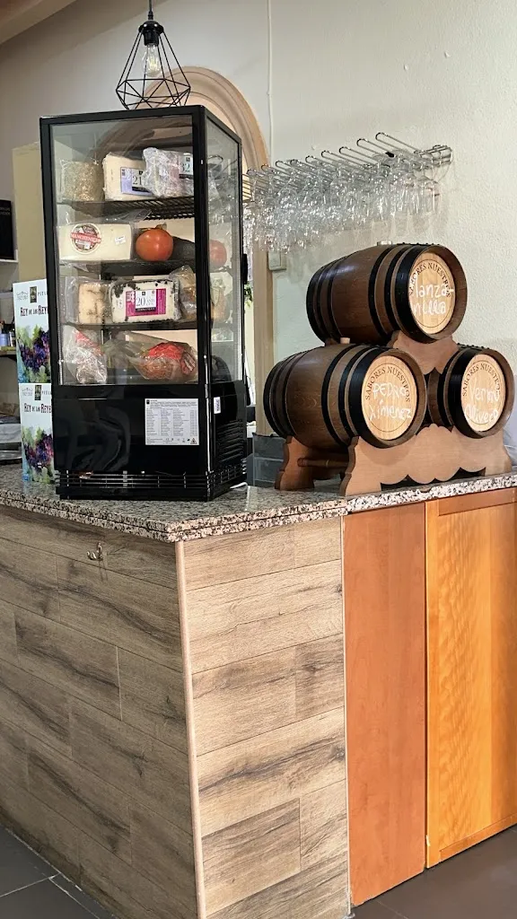 Sabores Nuestros restaurant in Coria del Río