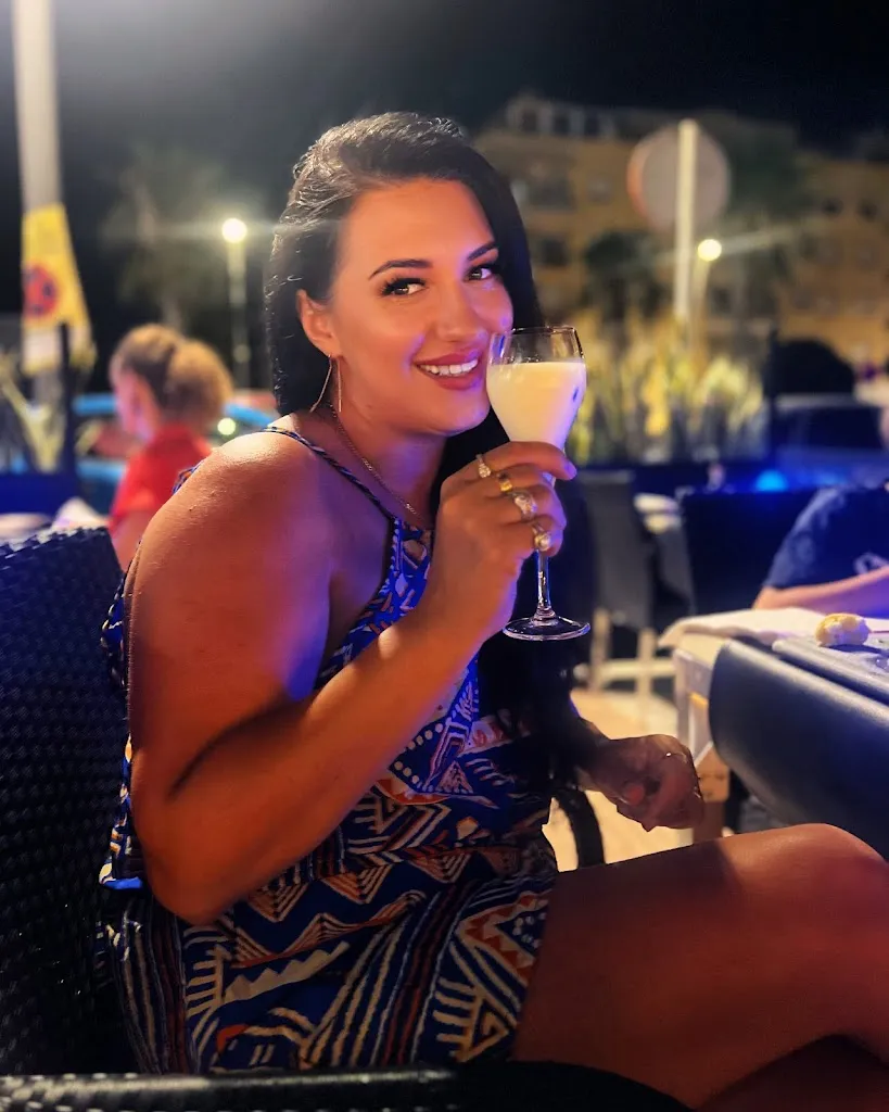 Catherina Iulica M._Restaurante Asador LHUMUS_Alicún_review