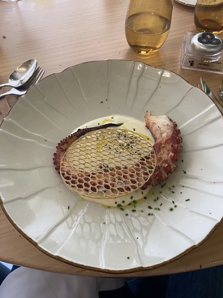 Josh Flook_Los Baltazares_Dos Hermanas_review