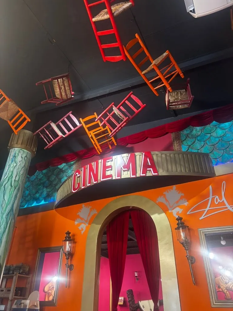 Restaurante Cinema_Dos Hermanas_slider_image_3