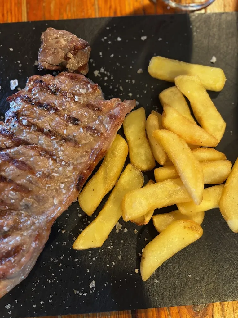 Andrea_Bar restaurante Casa Rafa_Dos Hermanas_avis