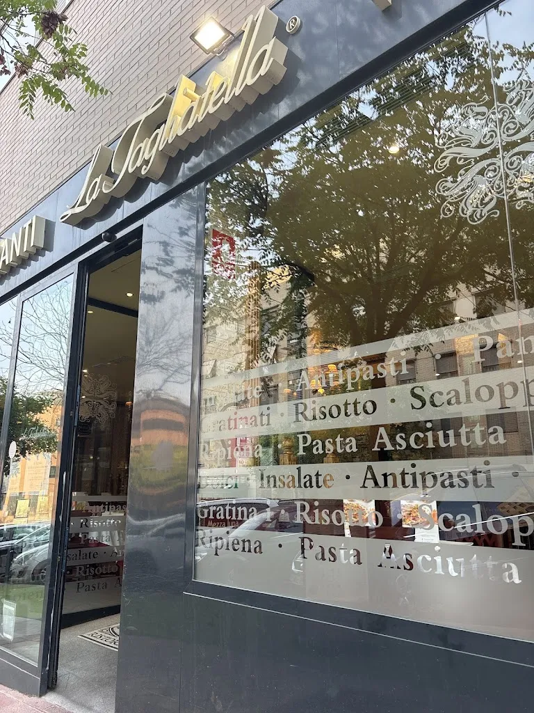 Familia Villalón Martínez_Restaurante La Tagliatella | Montecarmelo, Madrid_Alicún_review