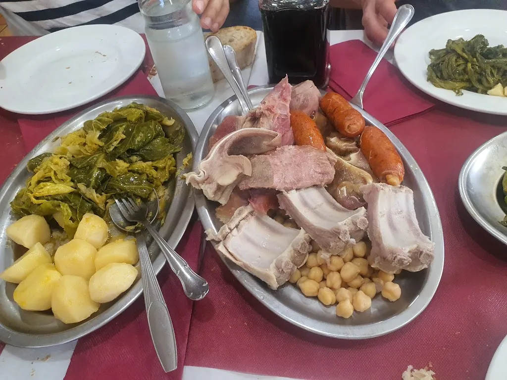 Restaurante Casa Ferreño_Cesuras_slider_image_3