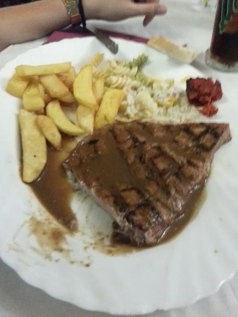 Carlos Arjona_Restaurante Mesón Casa Mendoza_Dos Hermanas_recensione