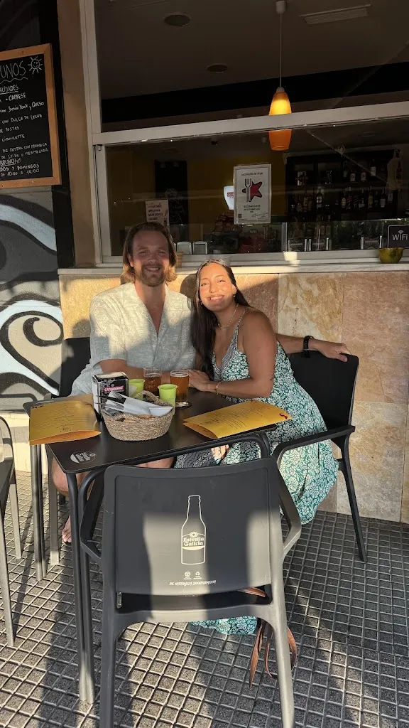 Paloma Lacon_La Cosquilla del Ángel_Dos Hermanas_review