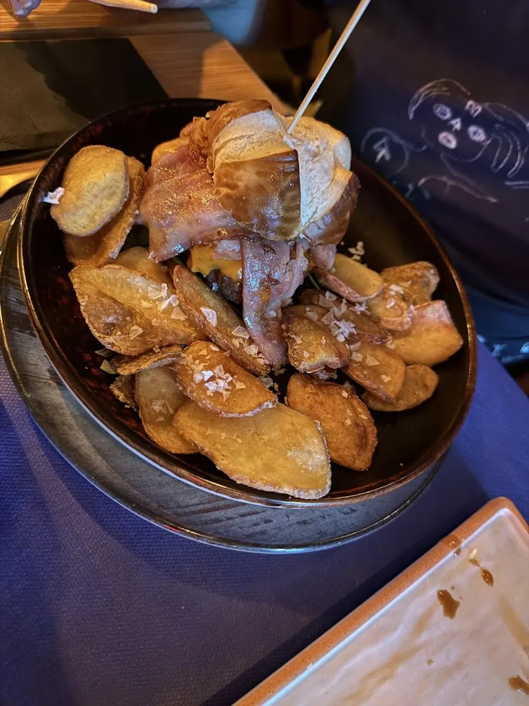 María Almendros Caballero_Mare Food_Dos Hermanas_review