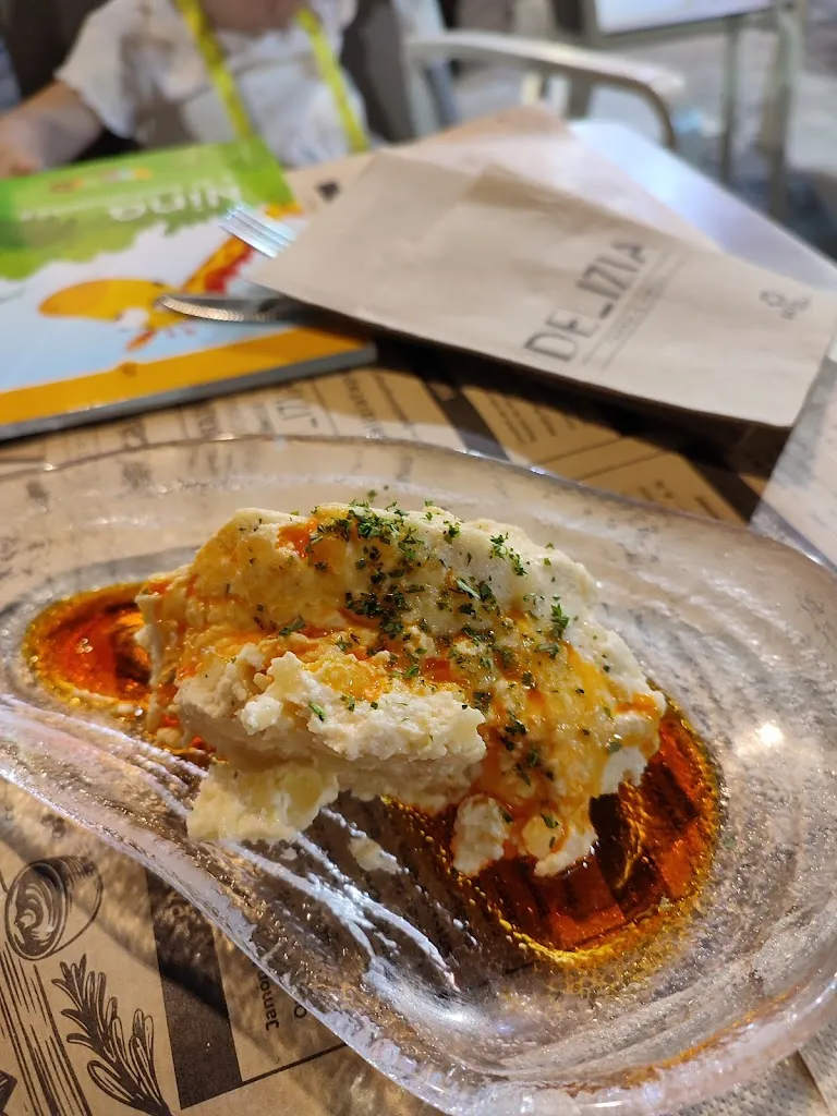 Menu_Delizia Tapas & Grill_Espartinas_image_9