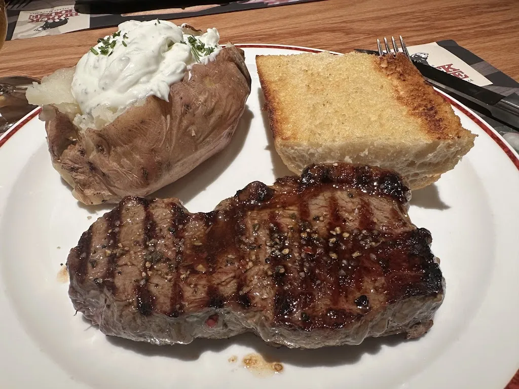 Aurora Gordo Carrasco_Block House Roquetas_Alicún_review