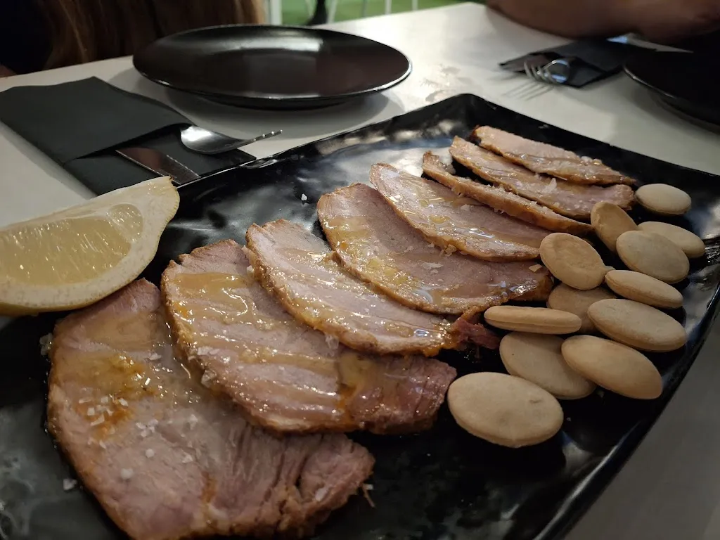 Miguel Martínez_Braseria La Bohemia_Espartinas_review