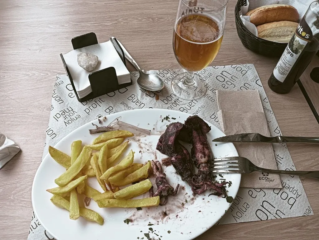 Alonso_Café Bar Restaurante Franelia_Alicún_review