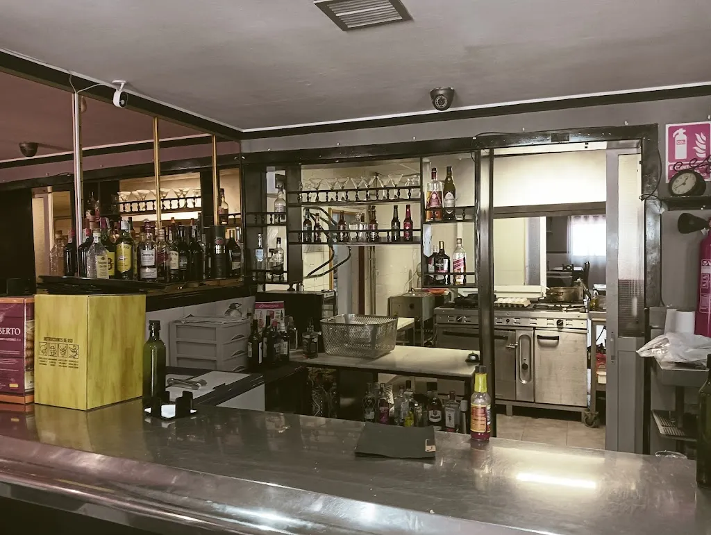 Café Bar Restaurante Franelia_Alicún_slider_image_1