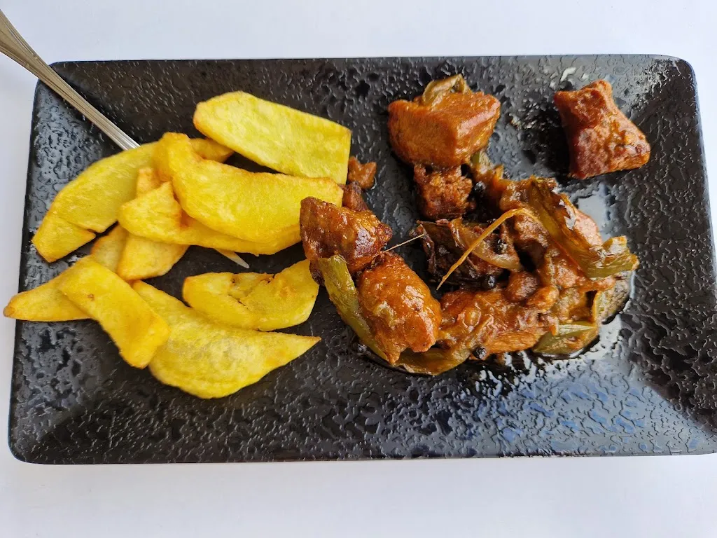 Café Bar Restaurante Franelia_Alicún_slider_image_3