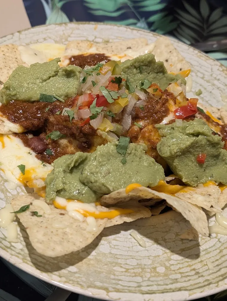 Blaz Car_Pastelería Bariloche Apalankao Street Tapas_Espartinas_review