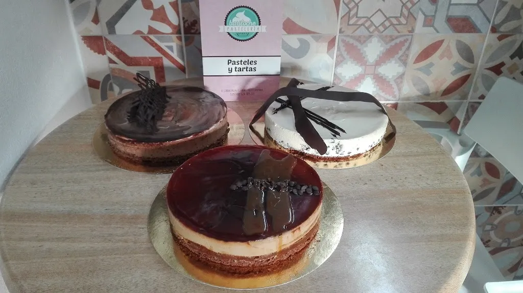 Pastelería Bariloche Apalankao Street Tapas_Espartinas_slider_image_2