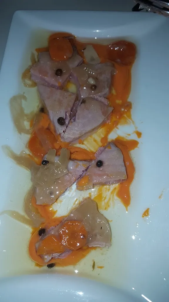 Marek_Restaurante Collage_Espartinas_review