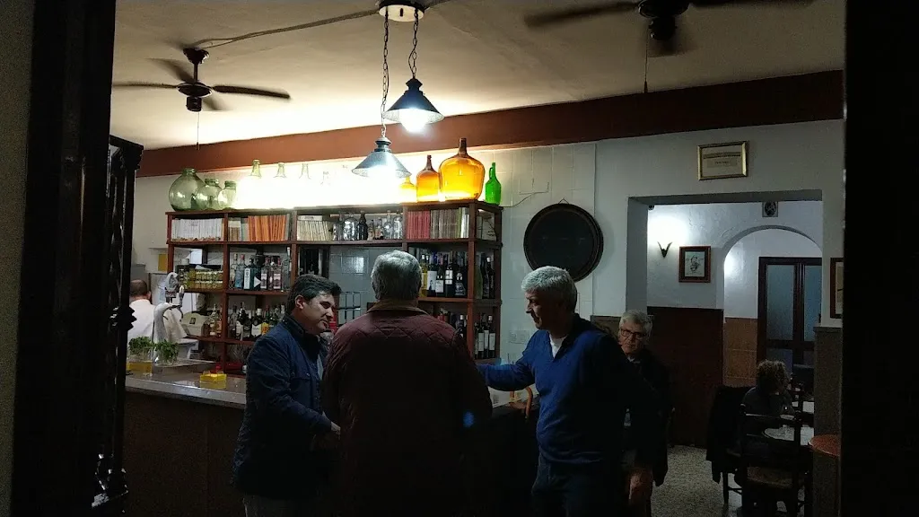 Luis Fernando Marin_Restaurante Collage_Espartinas_review