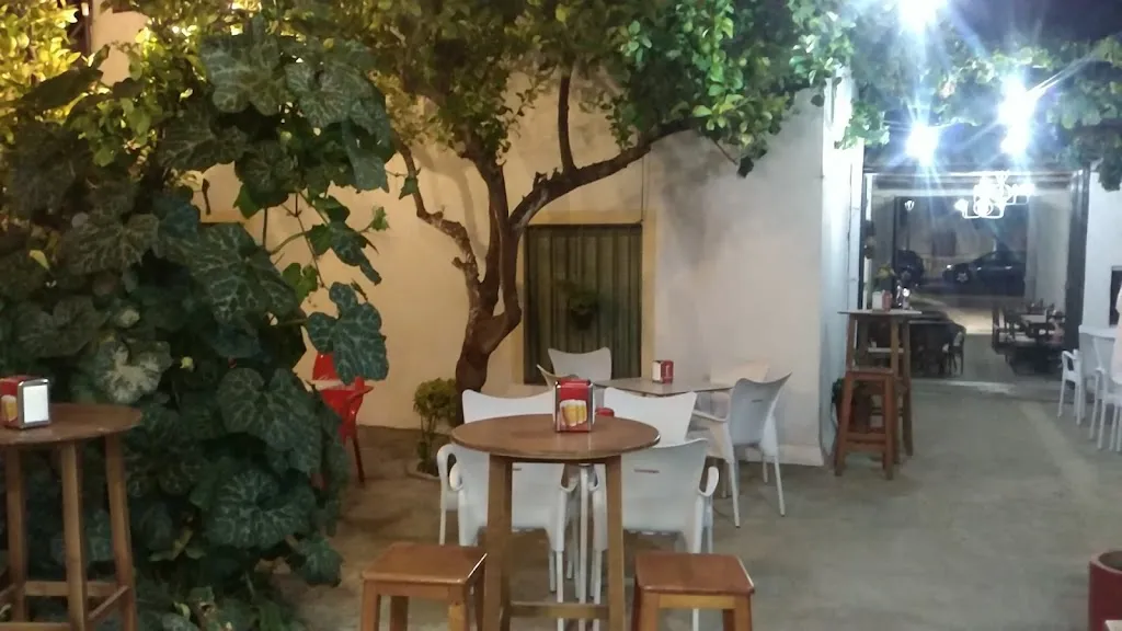 Restaurante Collage_Espartinas_slider_image_1