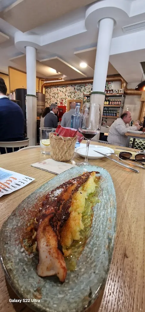 Nupur Patel_Restaurante Cien Vinos Natural Food_Écija_review