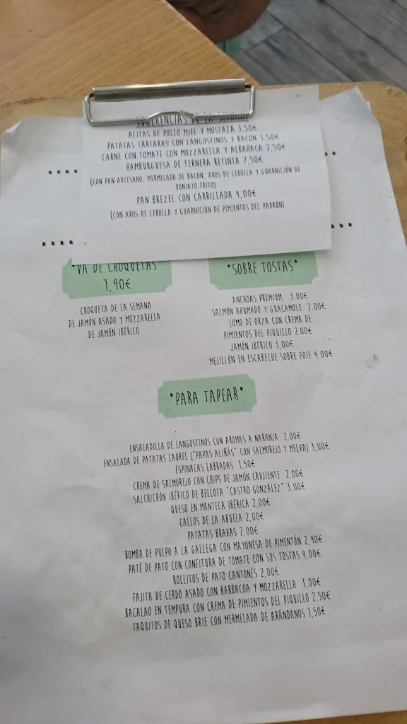 Menu_Restaurante Laurel Tapas_Écija_immagine_1