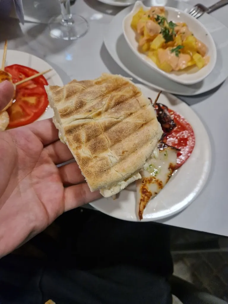 Menu_Restaurante La Alcarraza_Écija_immagine_5