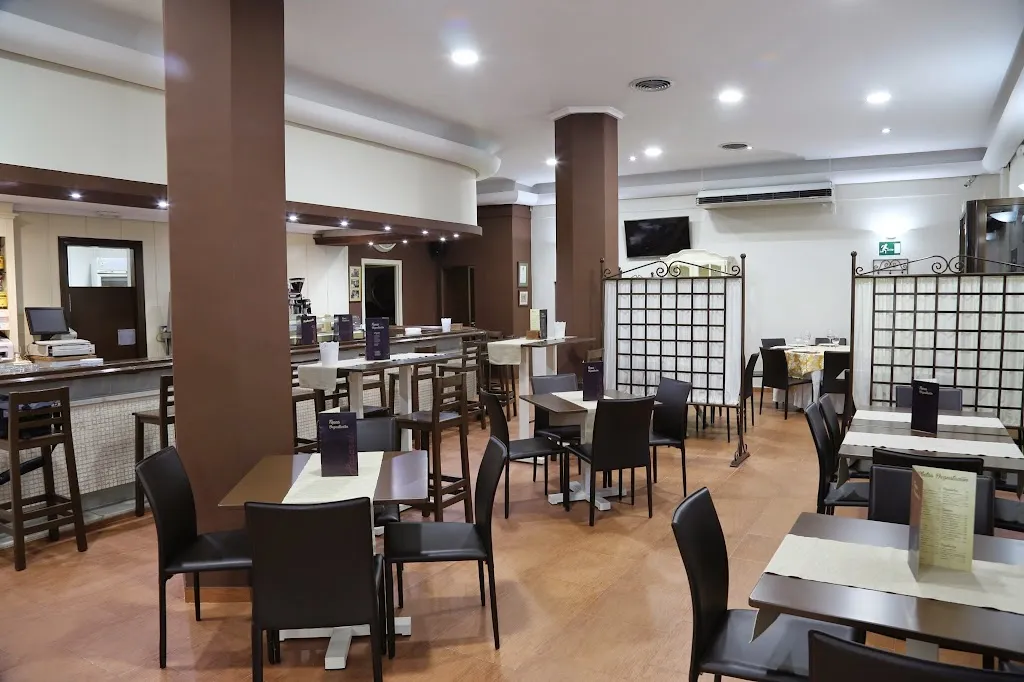 Restaurante Pasareli restaurant in Écija