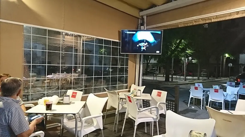 Bar Domingo restaurant in Écija