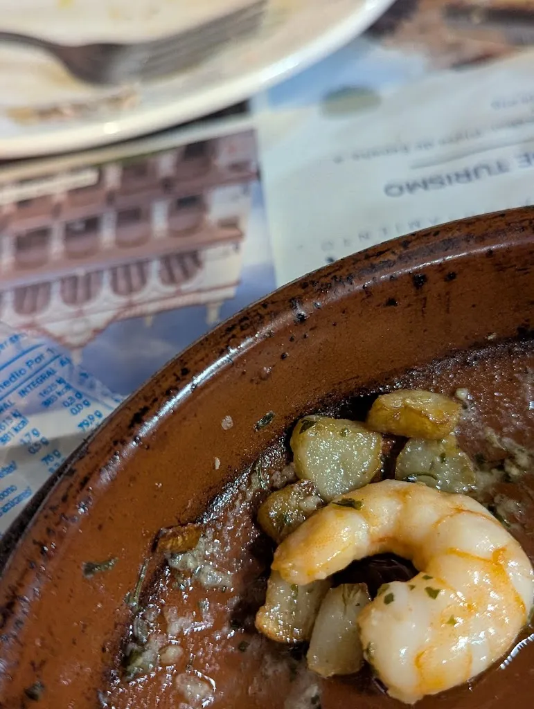 Brian Snow_Café Central_Écija_review