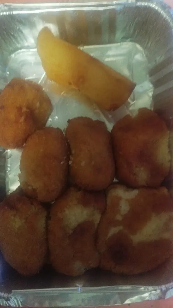 las aventuras en villa Manolín_Taberna Picaillo_Écija_review