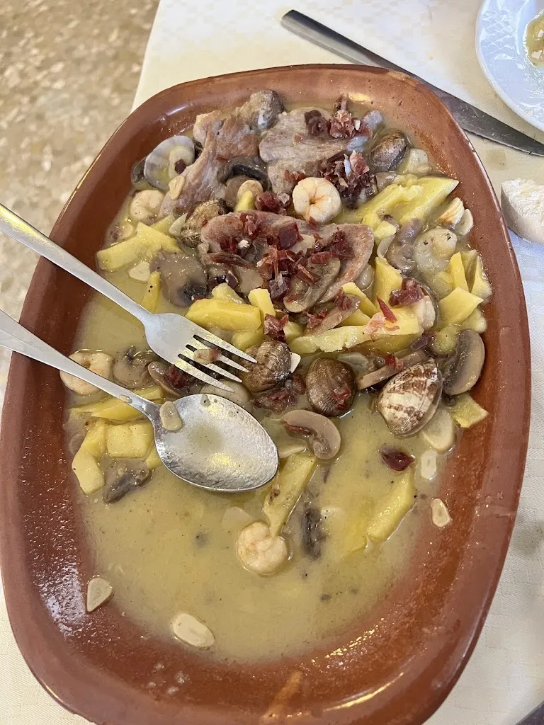 Evelyn Mancheño Pinedo_Astigi_Écija_review